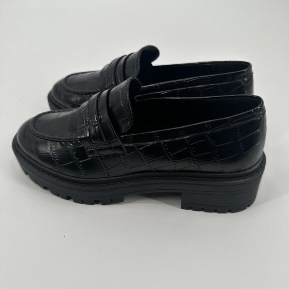 Women's Black Loafers - Picture 2 of 7